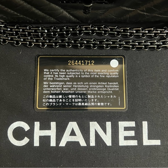 CHANEL So Black 2.55 Reissue 226 Chevron Flap Bag - Picture 11 of 13